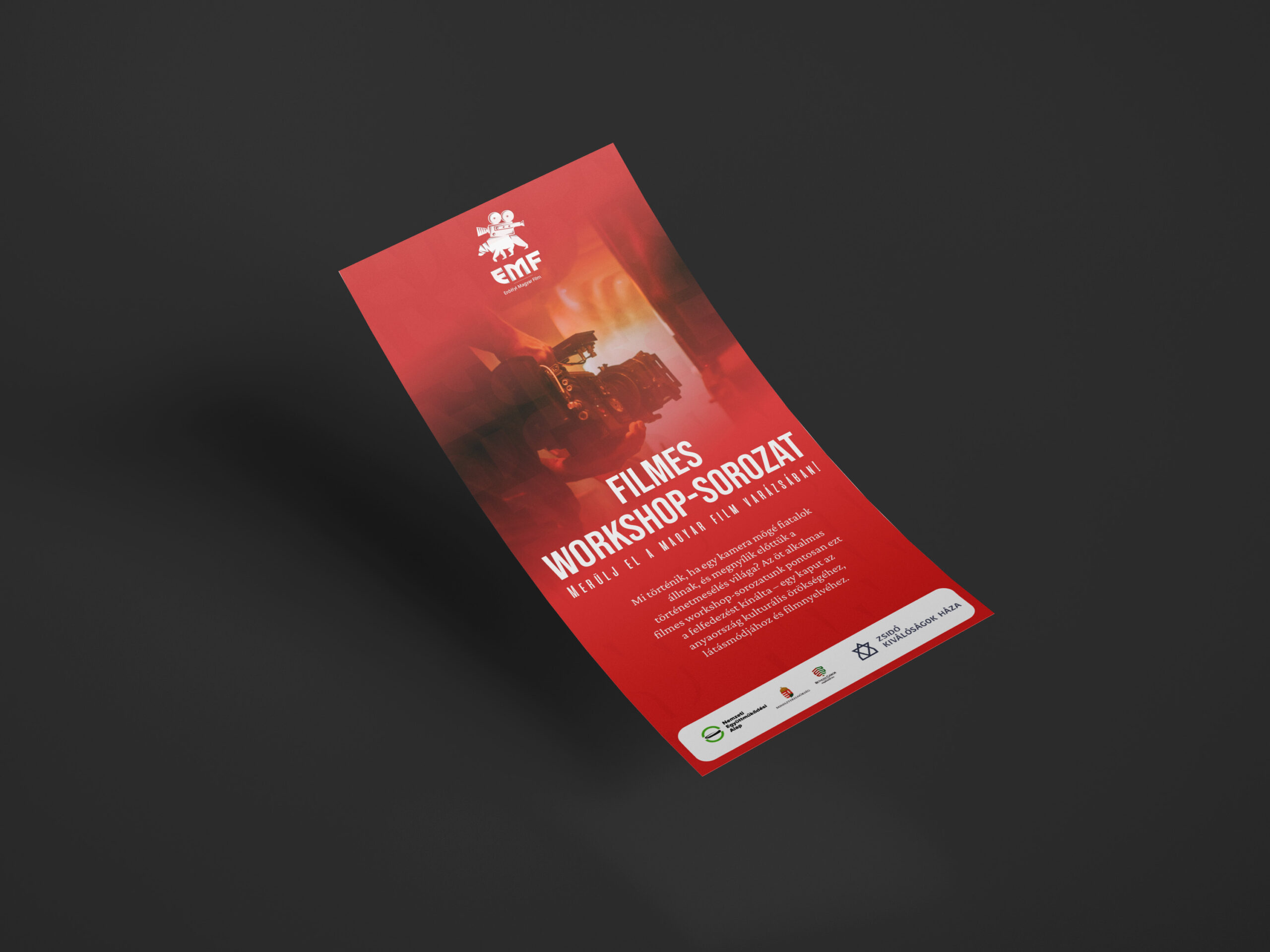 Flying_Leaflet_Mockup_1